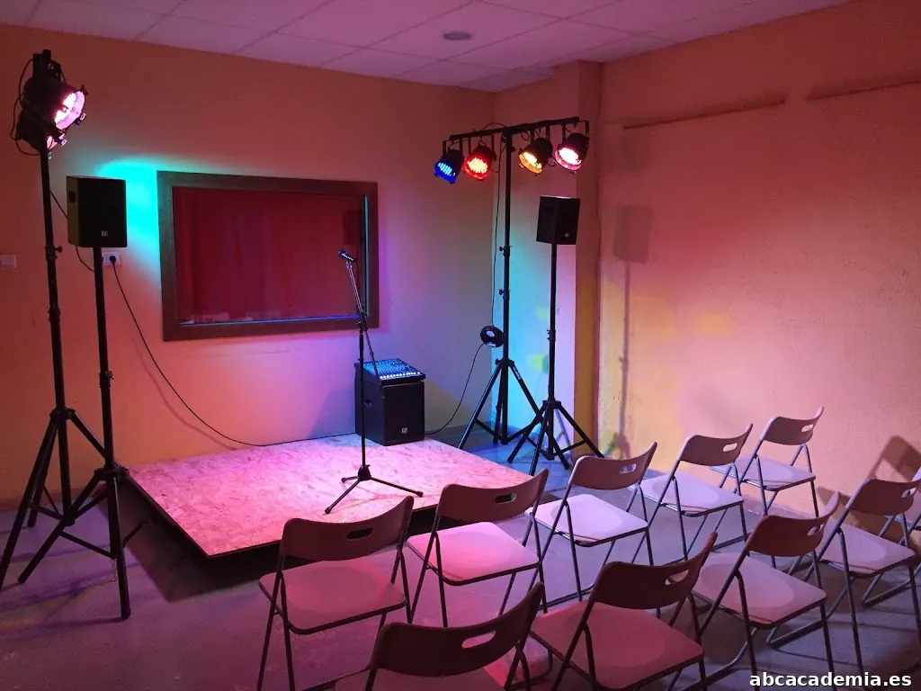 Escola de música moderna 3et