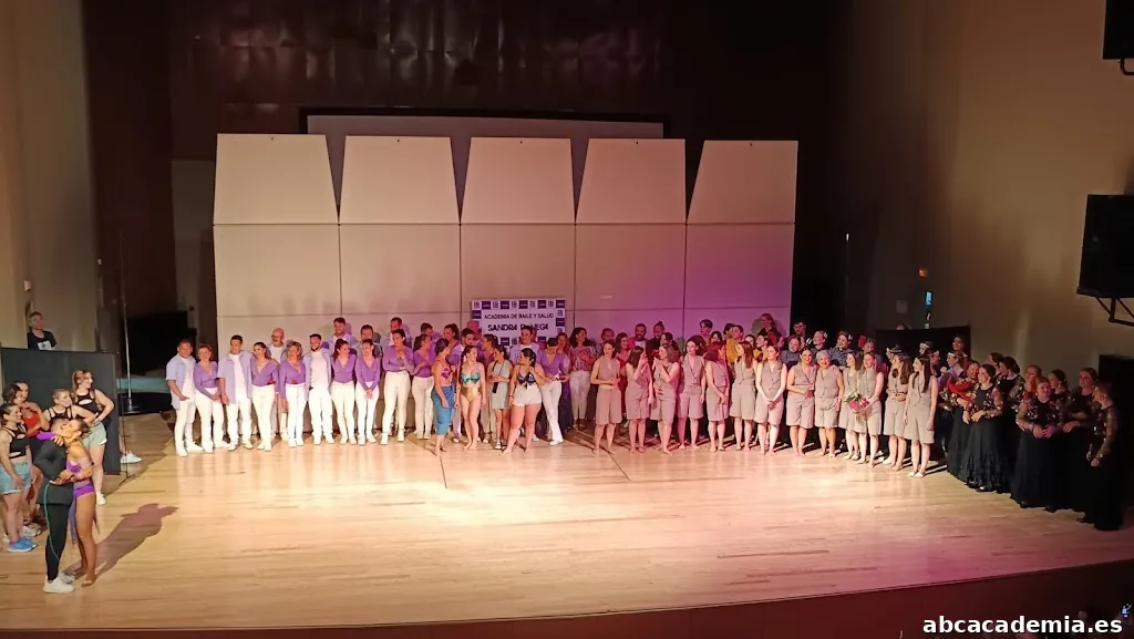 Academia de baile Sandra D. Vega