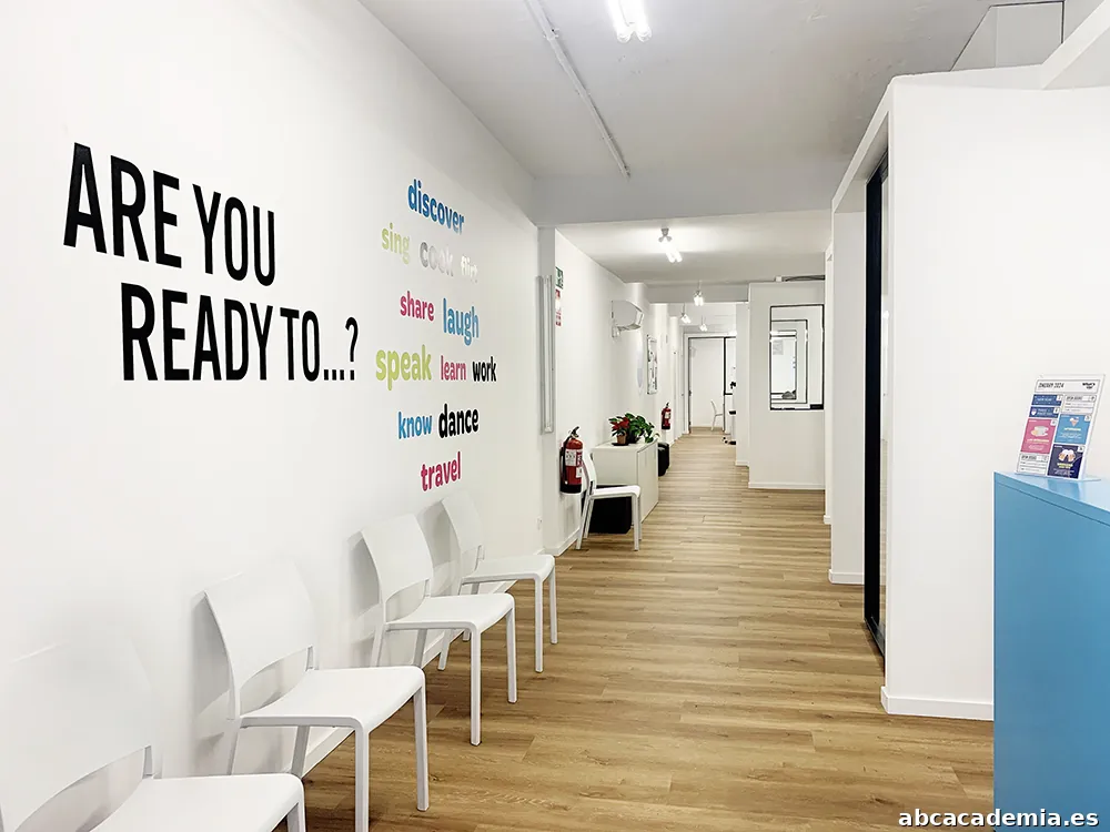 What's Up! | Academia de inglés Barcelona