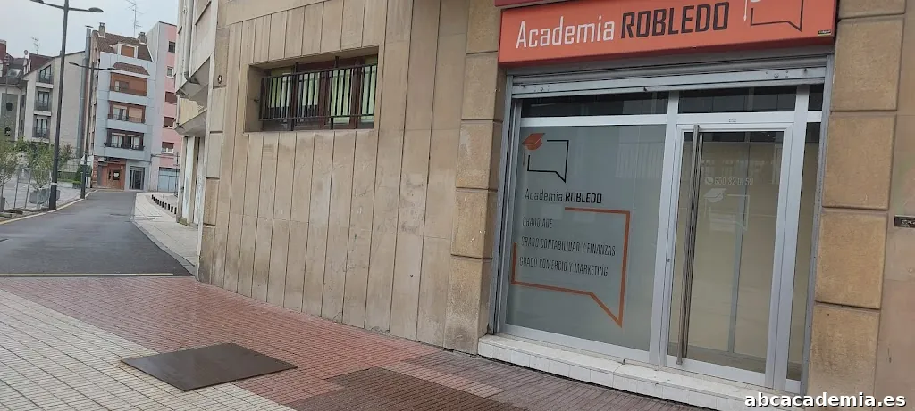 Academias Robledo
