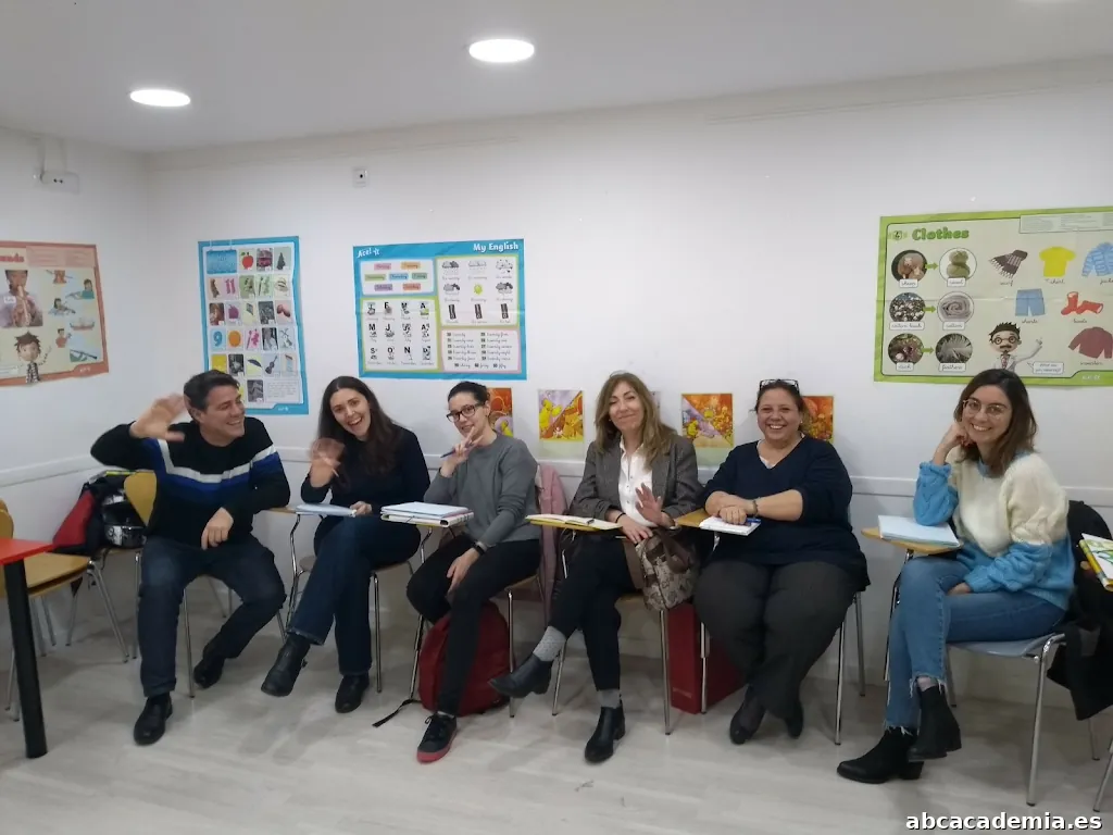 Escuela de Idiomas Barcelona | Comunica't