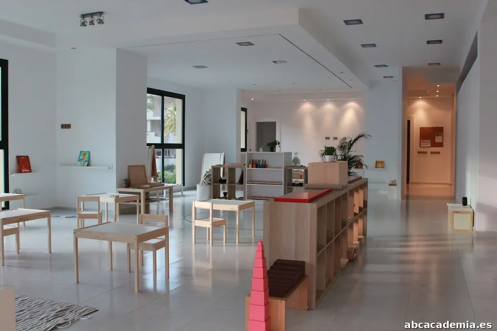 Raíces Montessori Benalmádena