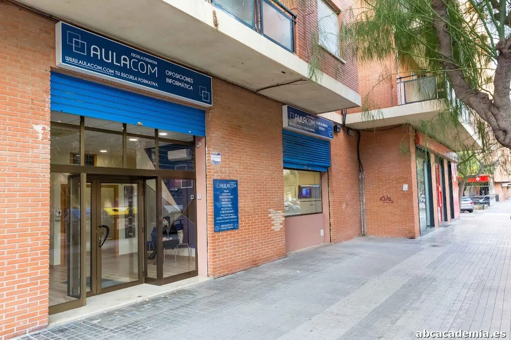 Academia Escuela Formativa AULACOM