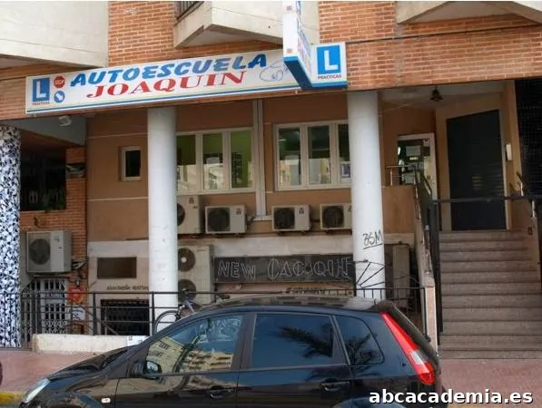 AUTOESCUELA JOAQUIN ( TORREVIEJA )
