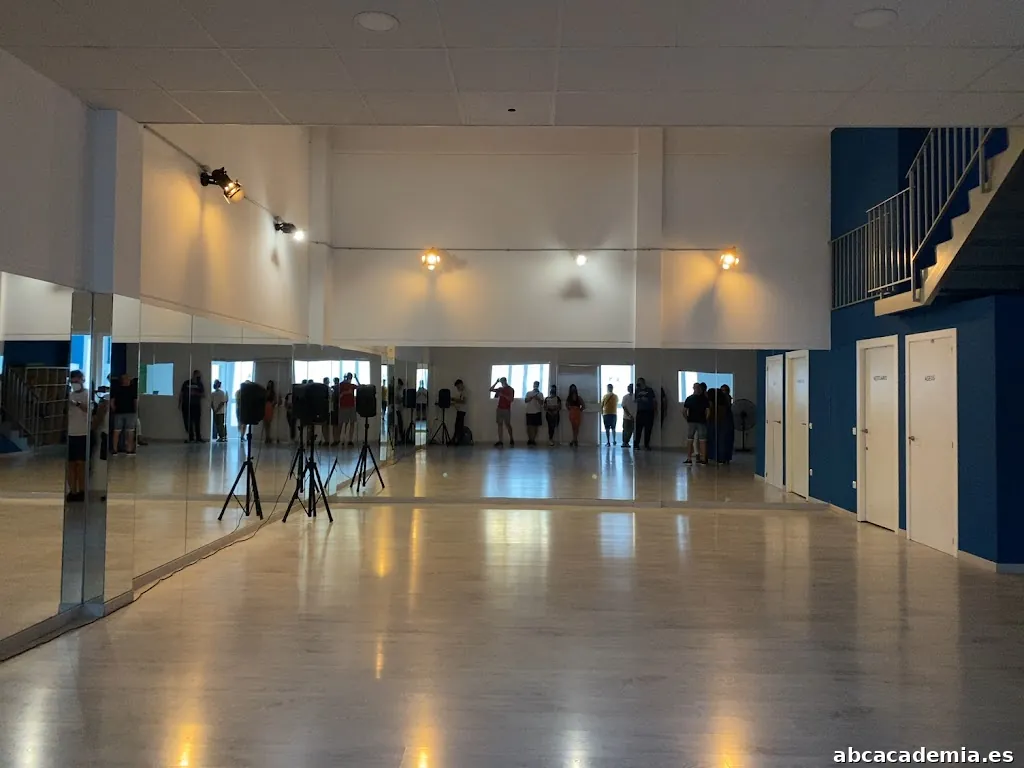 Escuela de Bachata | A Tiempo