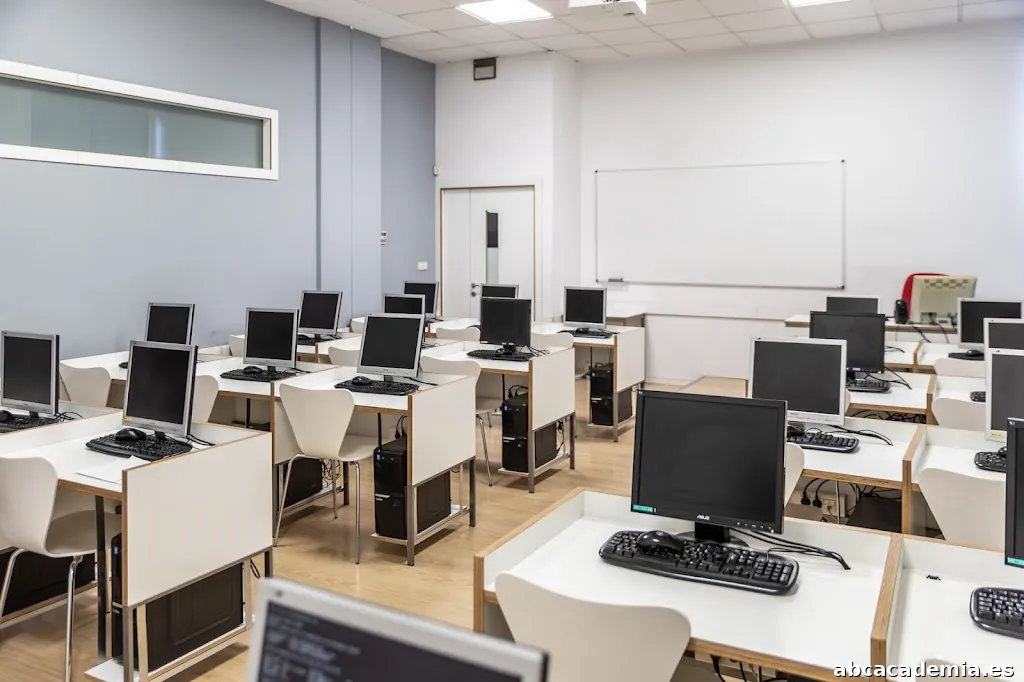 ADAMS Formación Santiago de Compostela | Academia de Oposiciones, Cursos y Libros