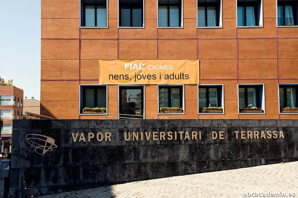 FIAC IDIOMES Terrassa Vapor 🌎 Cursos d'Anglès per a nens, joves i adults