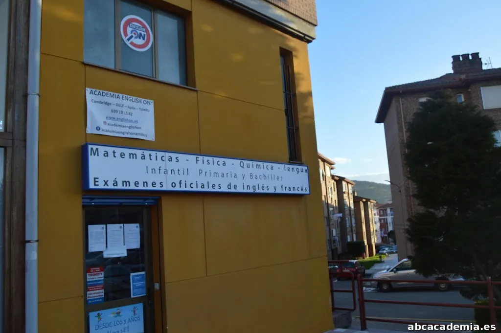 Academia EnglishOn, La Industria