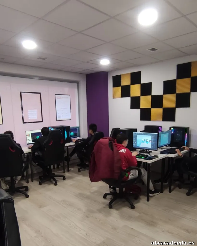 Algorithmics Alcorcón. Escuela de programación para niños/as y jóvenes de 5 a 18 años