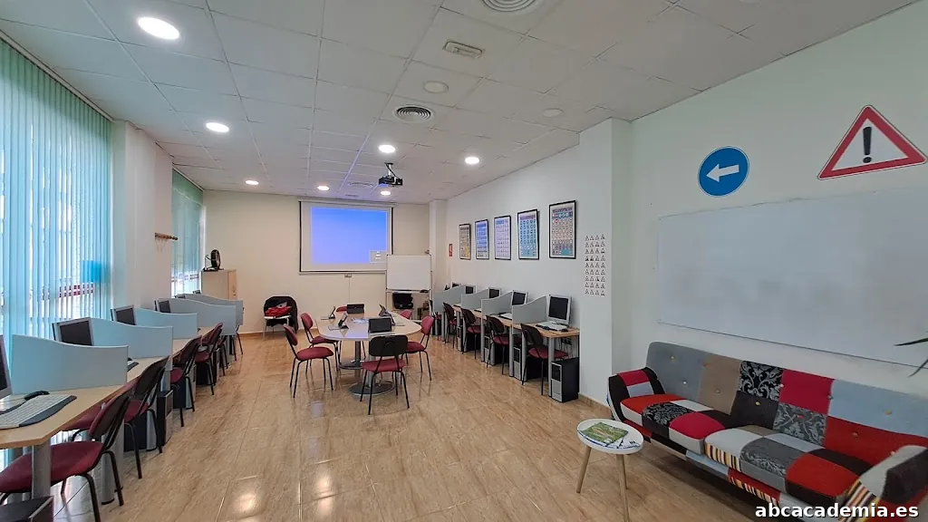 AUTOESCUELA DIES.ELX NOVELDA