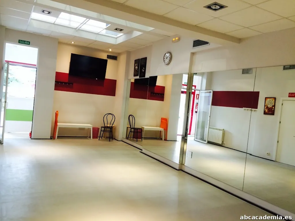 MUSAS PRODUCCIONES. ESCUELA MUSAS.