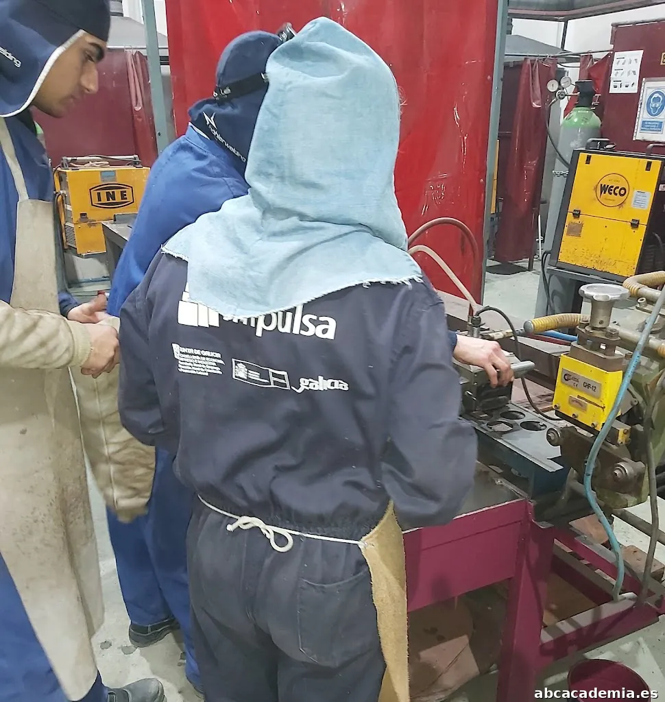 Impulsa Formación y Empleo Vigo - Escuela Soldadura ‍ ‍