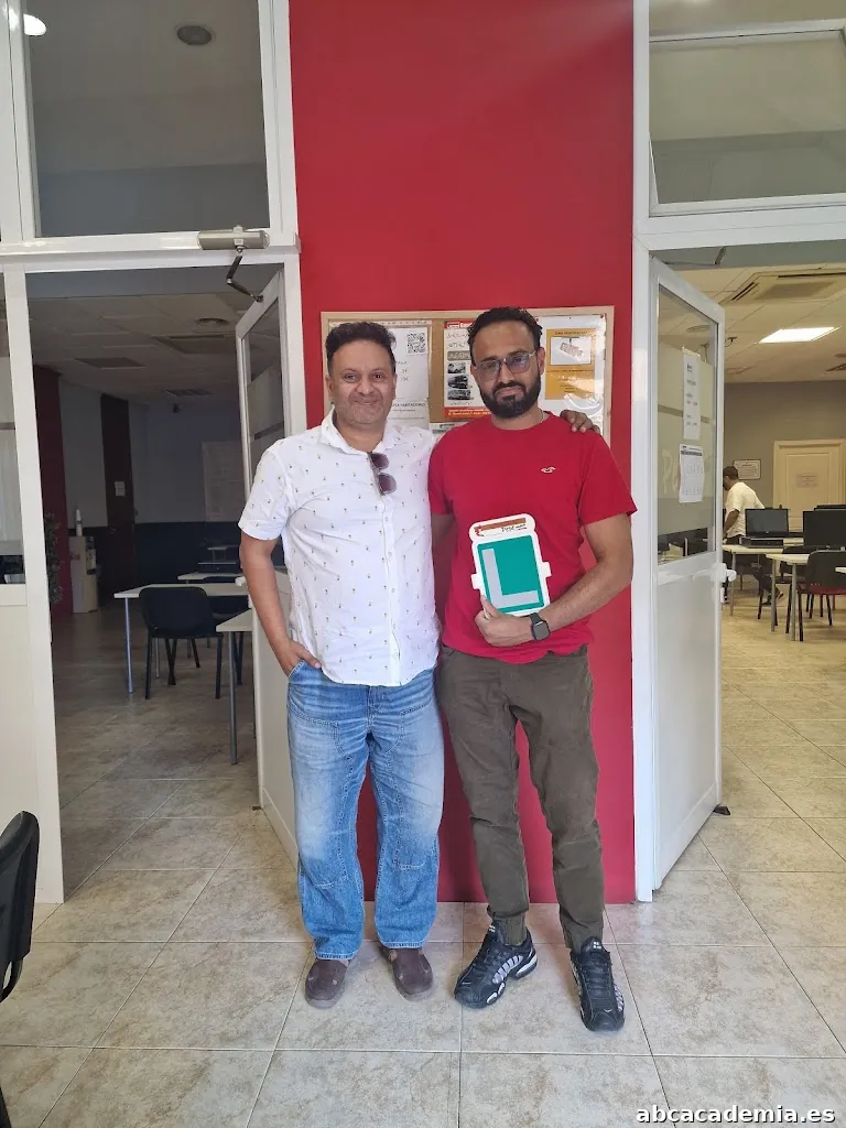 AUTOESCUELAS PEPE MENA S.L Gandia