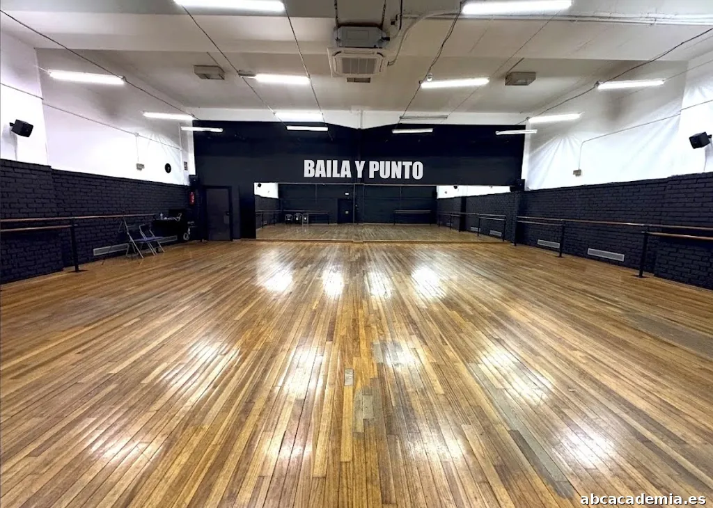 ACADEMIA BAILA Y PUNTO VALENCIA