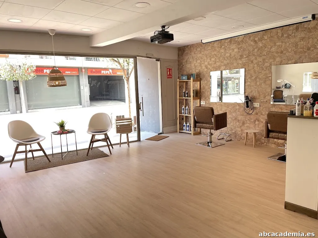 Alba Formació i Perruqueria