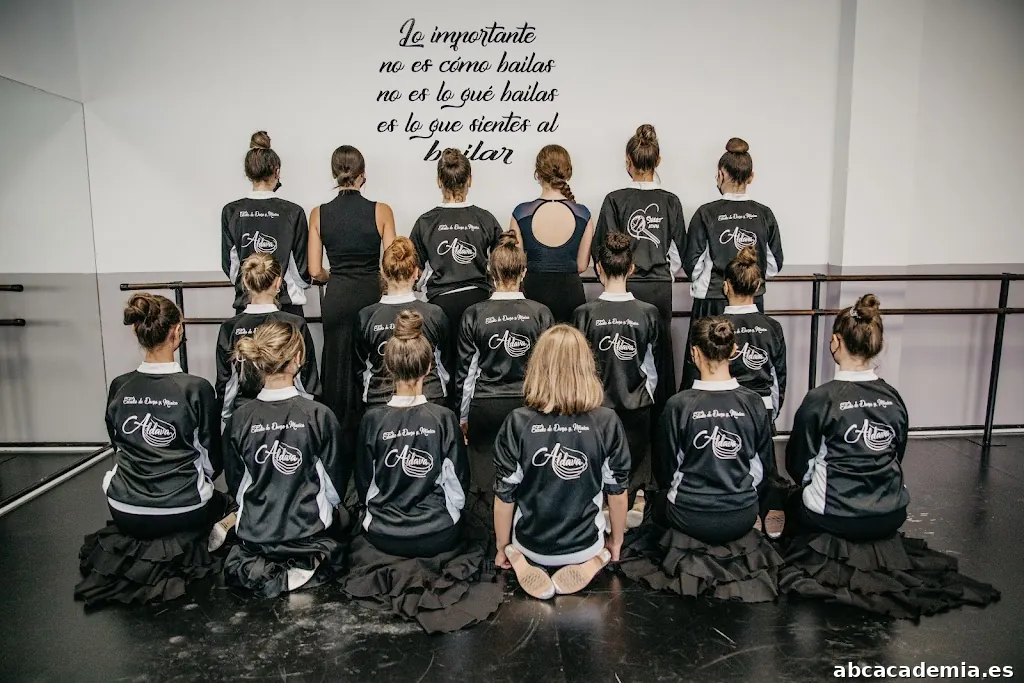 Escuela de Danza Aldava