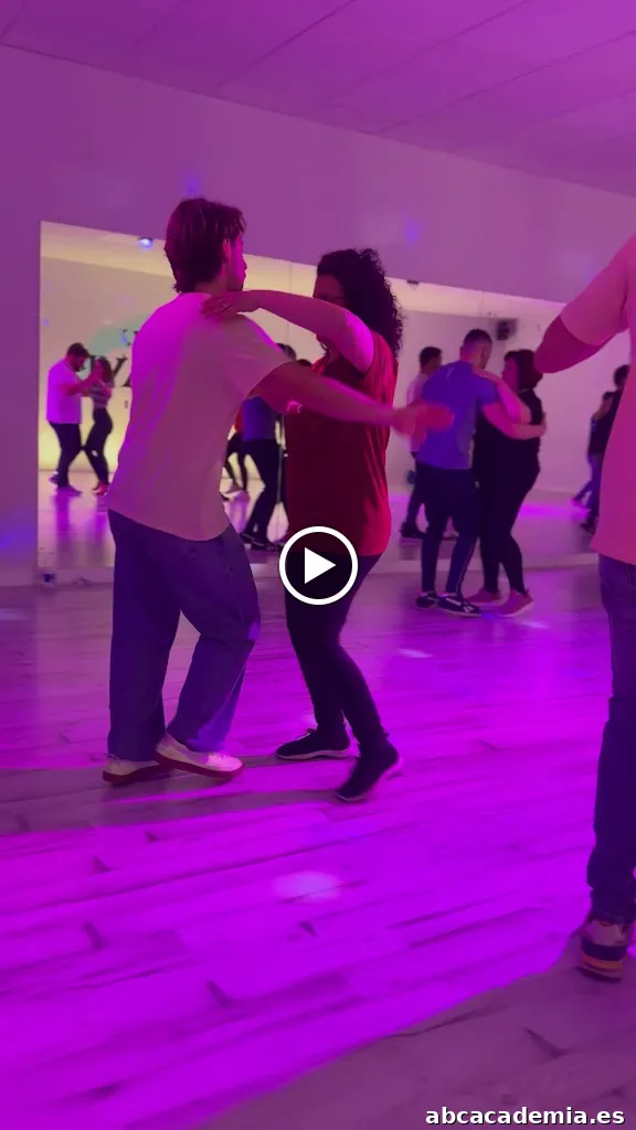 YO BAILO ¿Y TÚ? Clases de salsa y bachata MURCIA BySamu&Isa