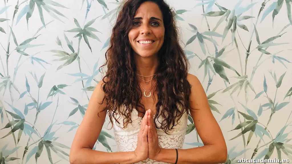 RUT MONTIEL WELLNESS: Yoga - Therapies