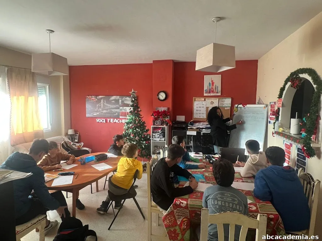 Yoci Teacher - Academia de inglés en Zafra