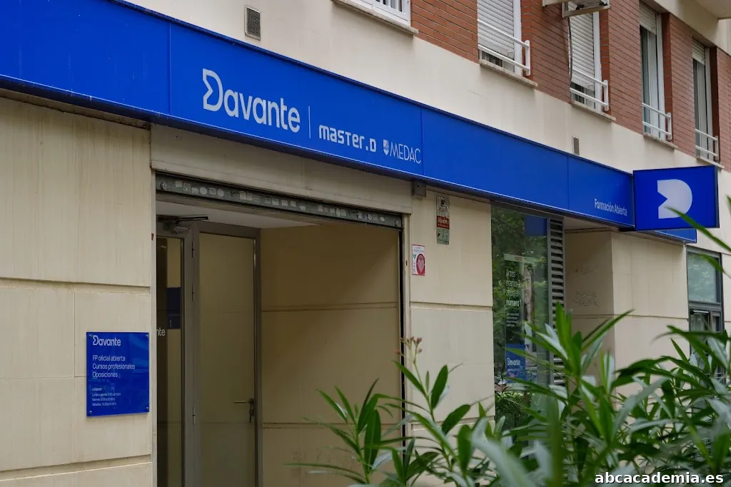 Academia Oposiciones y Cursos Davante MasterD | Alcorcón