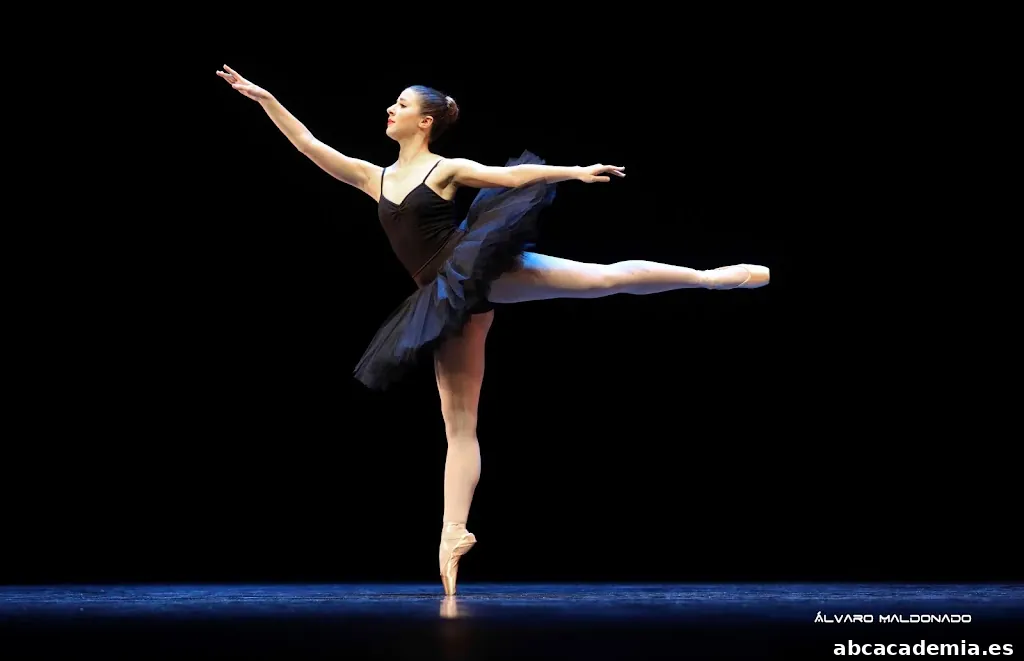 Academia De Danza On Stage