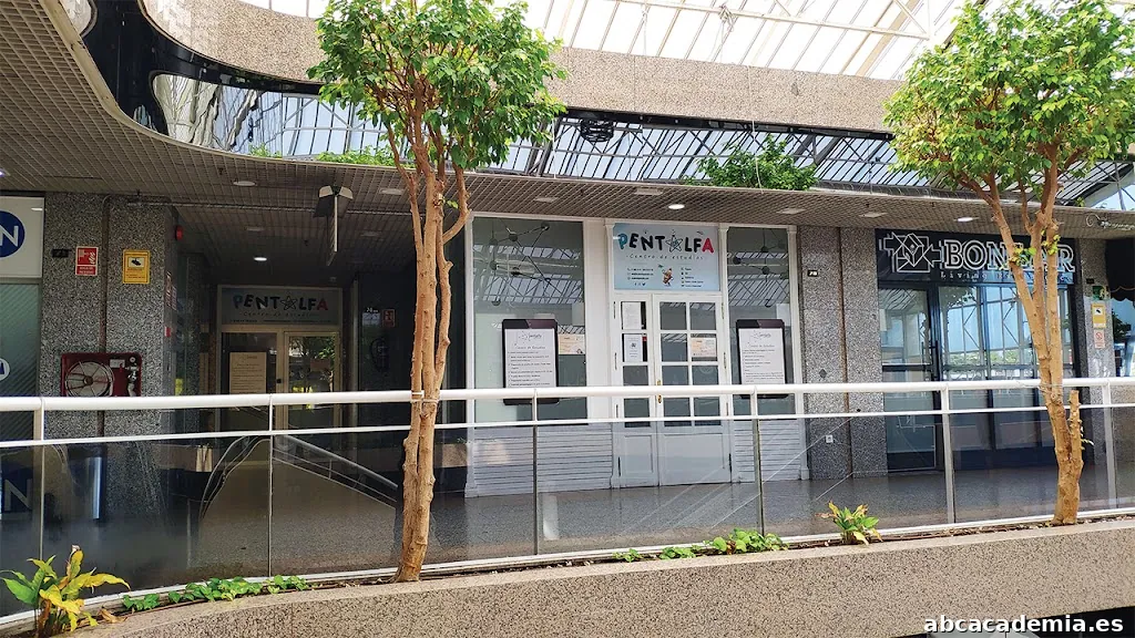 Academia Pentalfa | Clases de refuerzo en Rivas