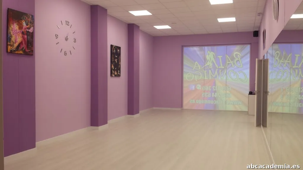 ACADEMIA DE BAILE BAILACONMIGO