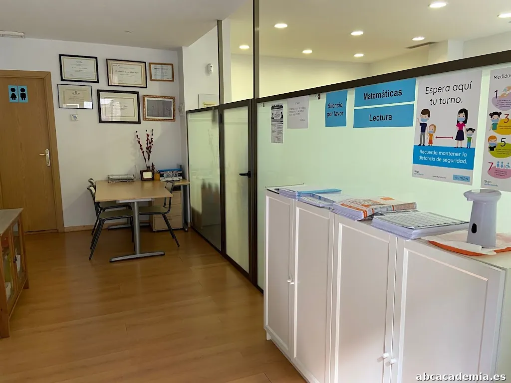 Centro Kumon de Matemáticas, Lectura e Inglés