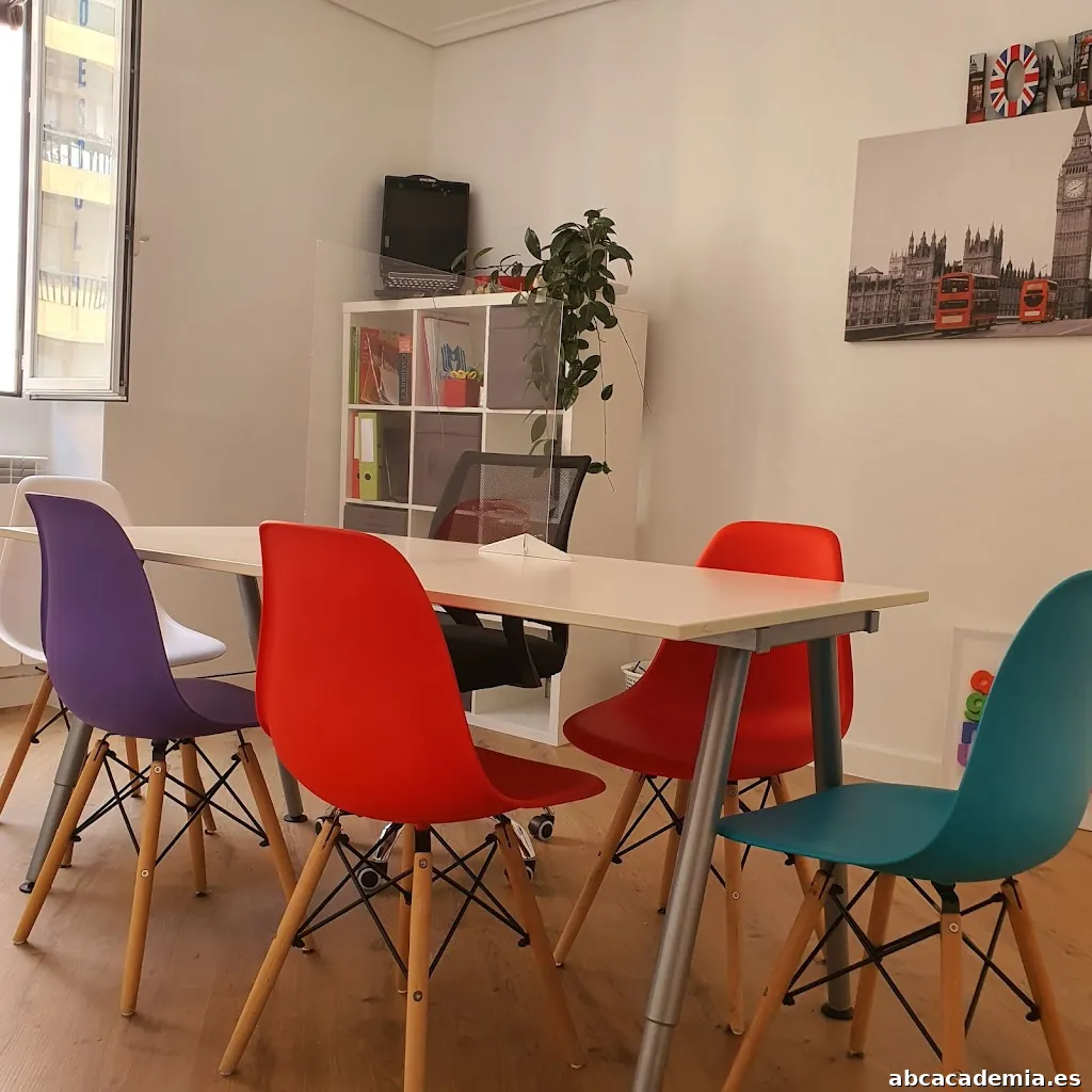 ACADEMIA ENTREPÁGINAS