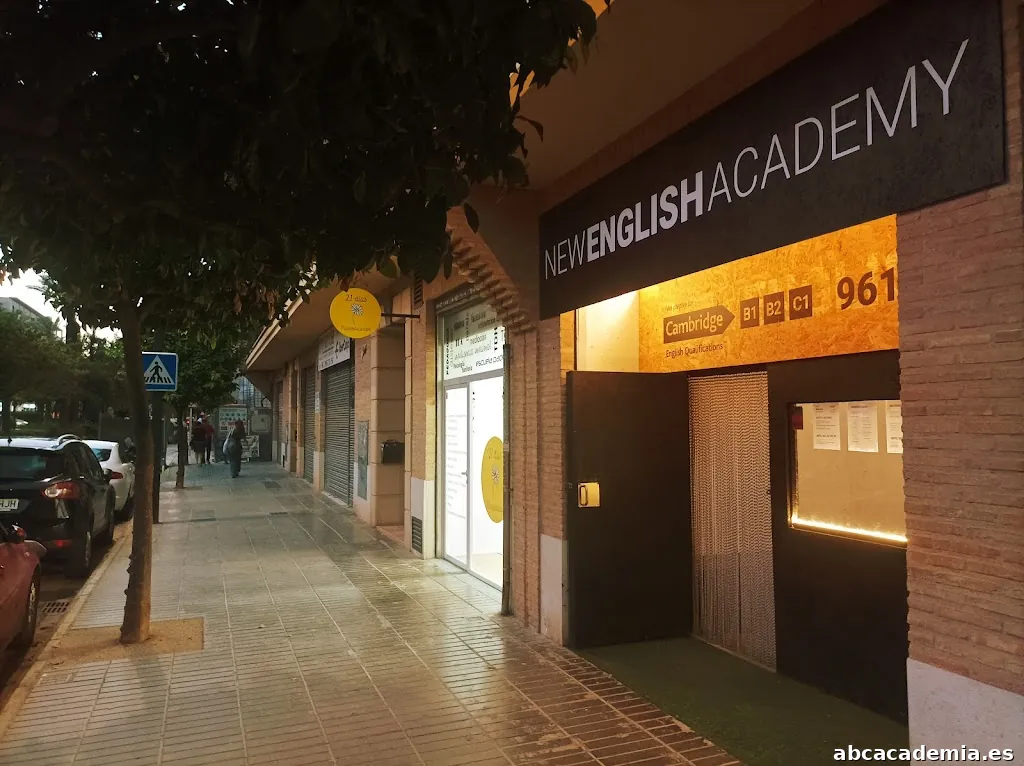 NEW ENGLISH ACADEMY