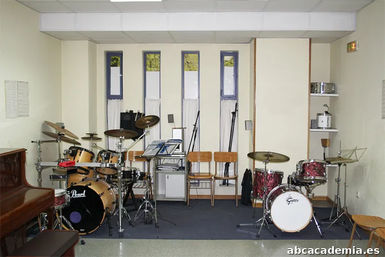 ESCUELA DE MUSICA SEBASTIAN DE ALBERO