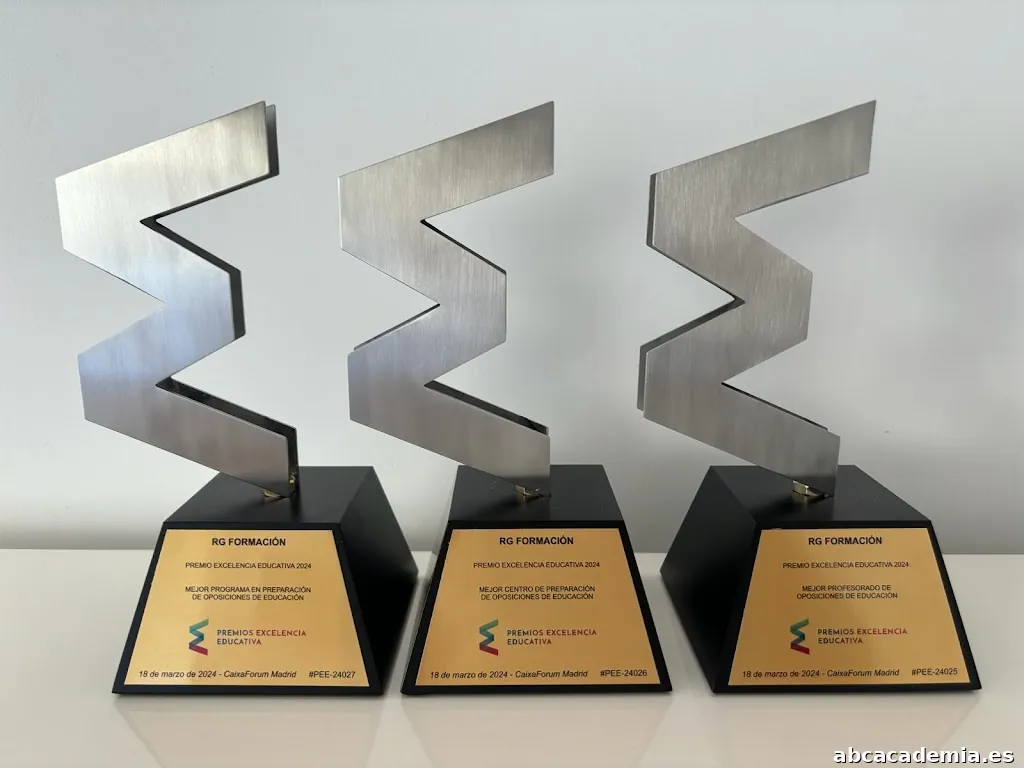 Oposiciones, idiomas, cursos.// RG Formación