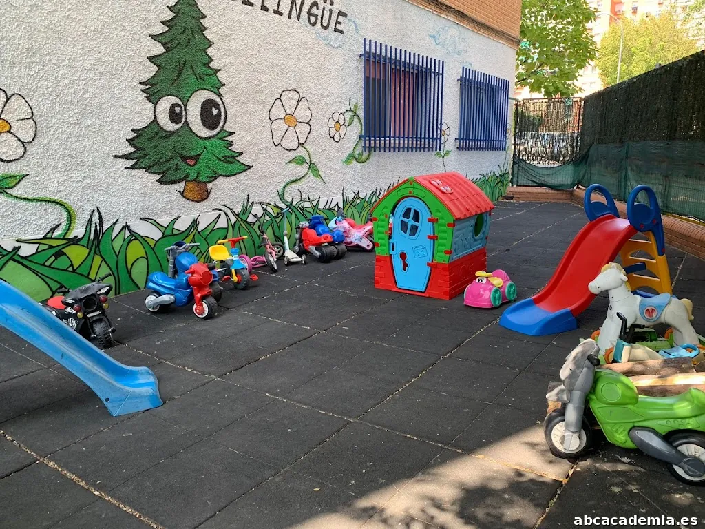 Escuela Infantil Bilingüe El Abeto