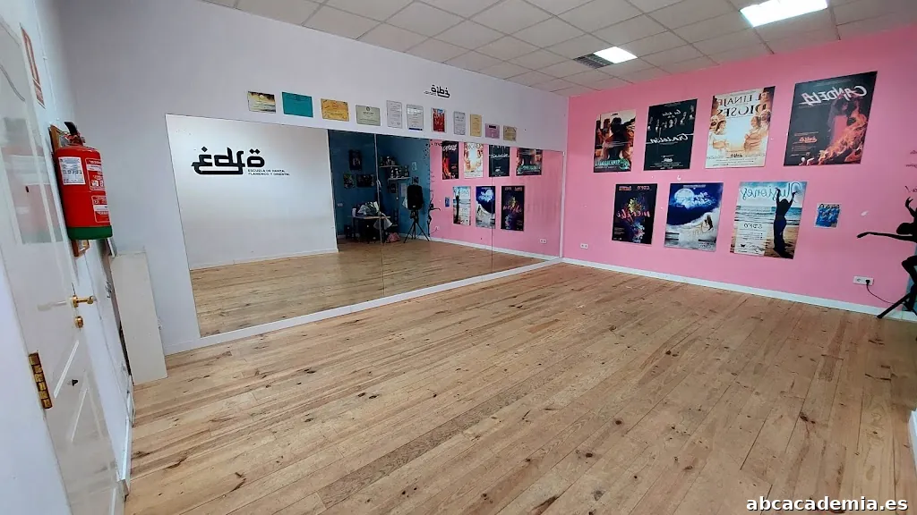 E.D.F.O. Escuela de Danza: Flamenco y Oriental