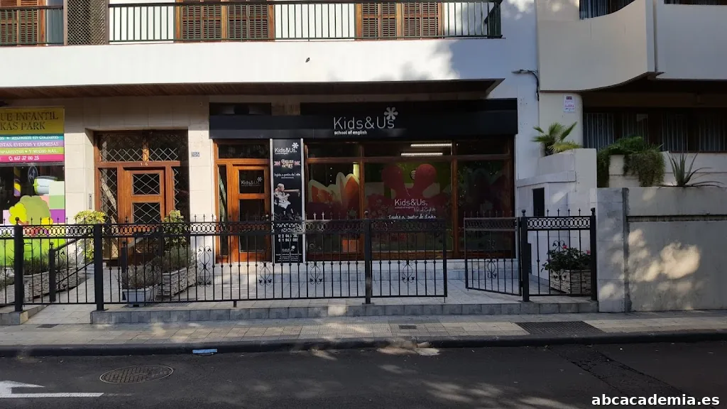 Kids&Us - Inglés para bebés, niños y adolescentes