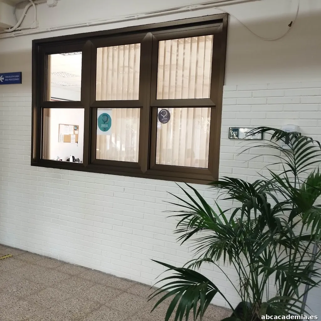 Escuela Oficial de Idiomas