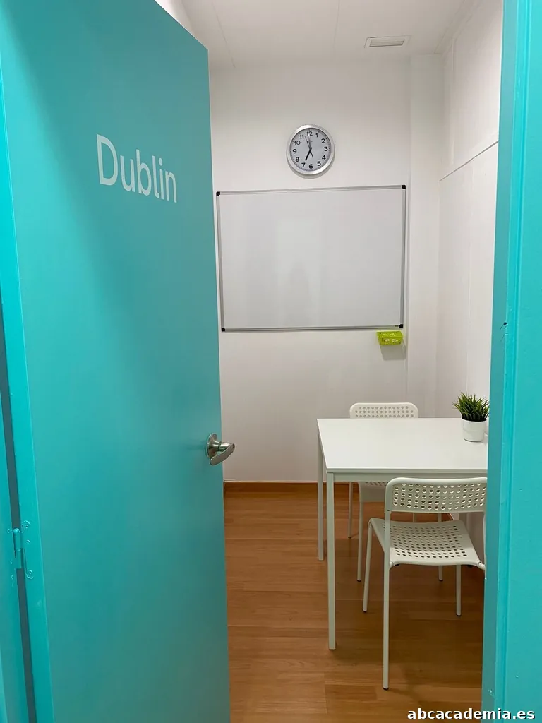 Hello English Language Academy