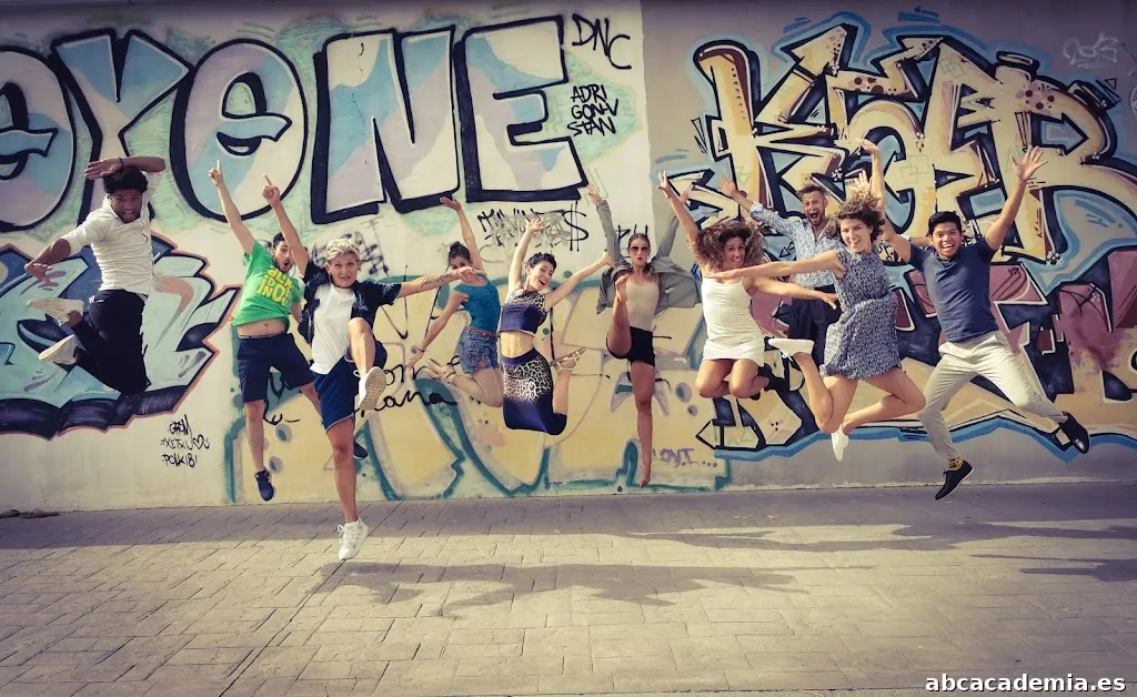 CONTRATIEMPO | Academia de Danza y Baile en Málaga