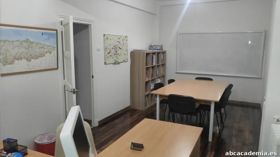 Academia Apoyo Escolar y Oposiciones CIDE