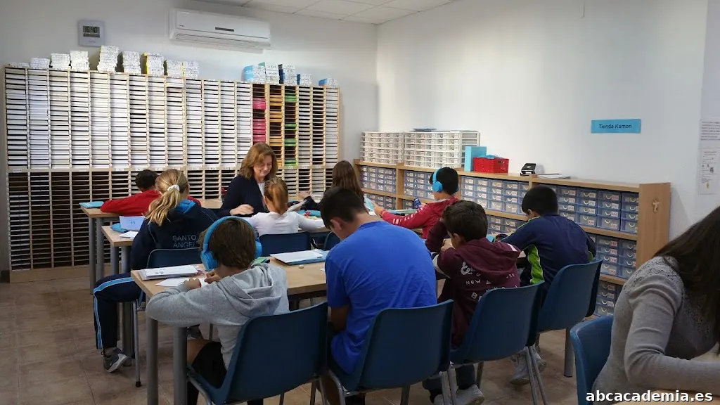 Centro Kumon de Matemáticas, Lectura e Inglés