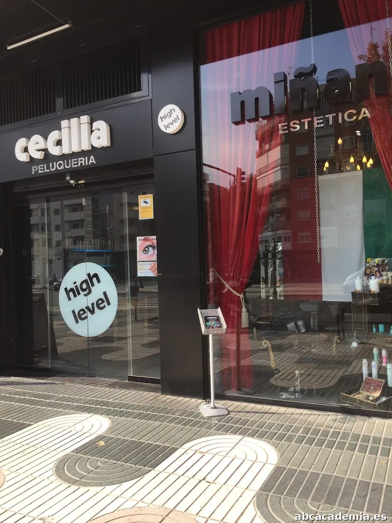 Centro de formación de peluquería y estética Cecilia Miñano