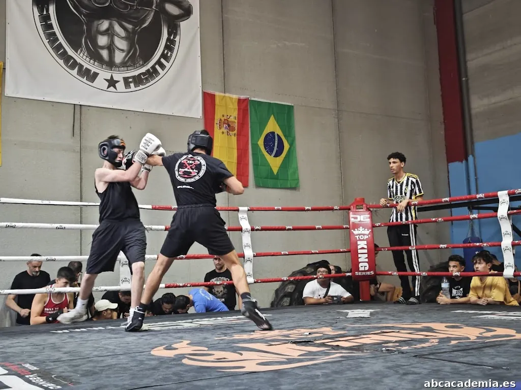 Kick Boxing - Krav Maga - Boxeo - Defensa Personal