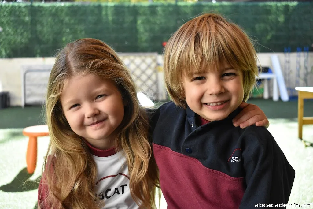 International School of Catalunya (ISCAT)