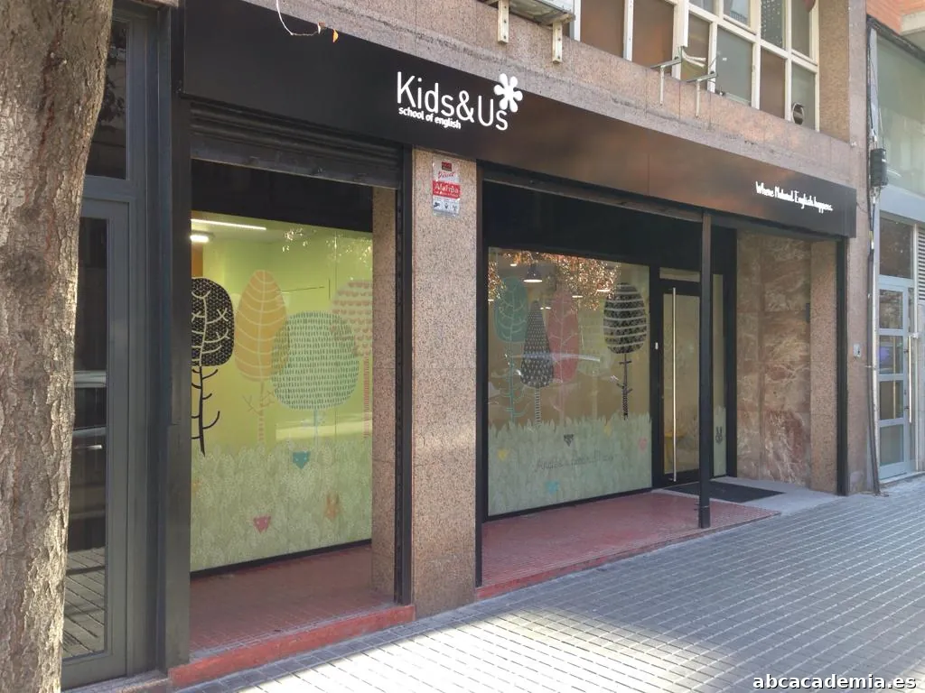 Kids&Us Collblanc - Inglés para niños