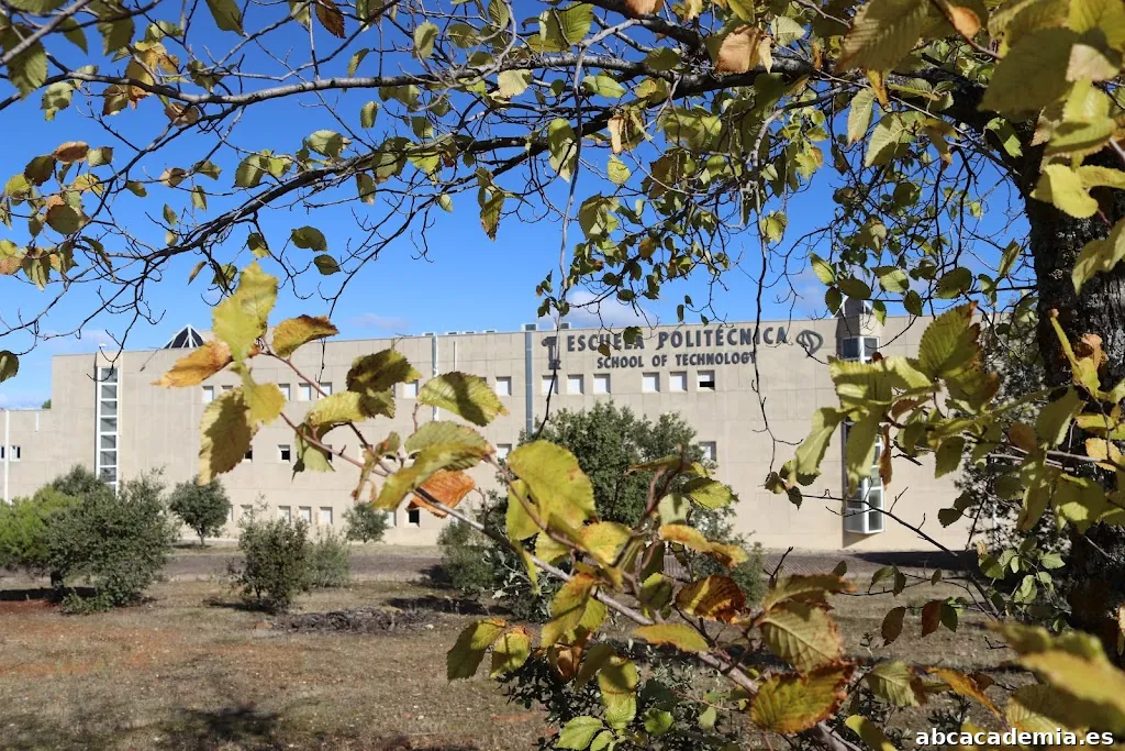 Escuela Politécnica de Cáceres