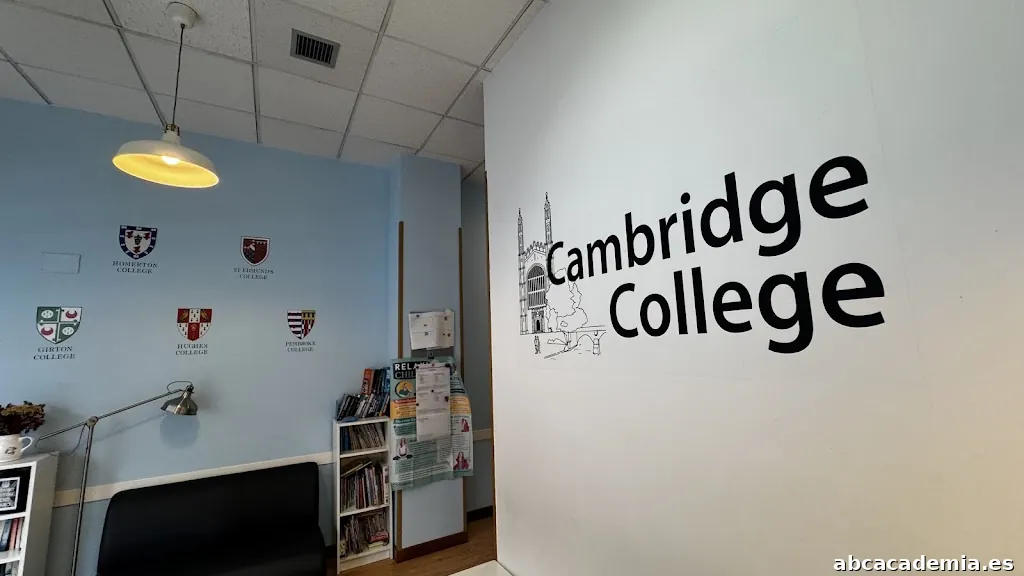 Cambridge College Santander